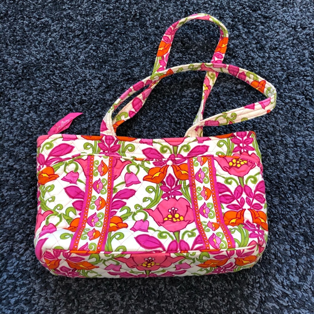 Medium Vera Bradley tote